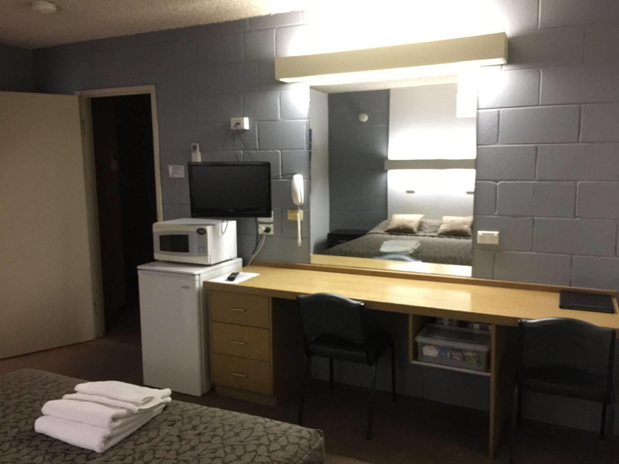 Ryley Motor Inn Вангаратта Экстерьер фото
